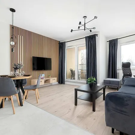 Appartement Spacious With Parking And Air Conditioning By Renters